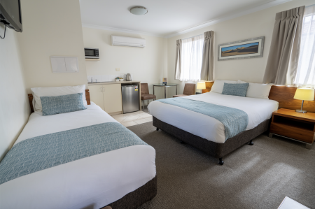 Deluxe Studio Rooms